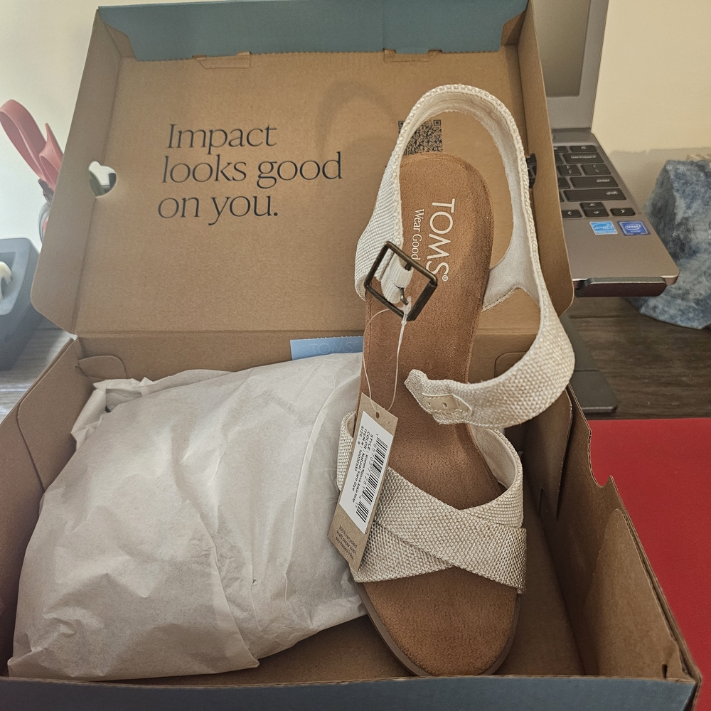 TOMS Women's Elegant Beige Sandals